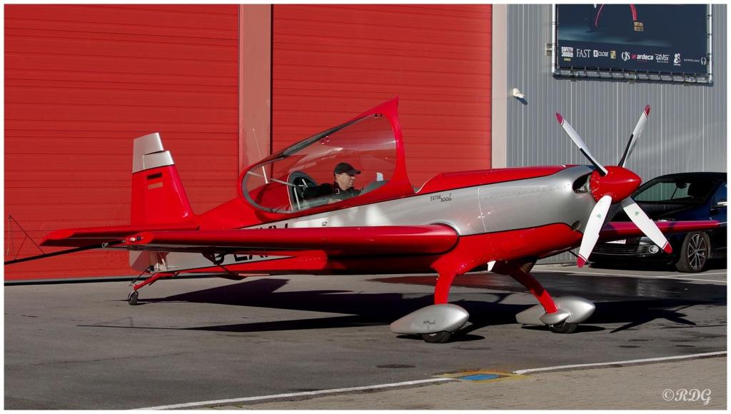 Extra 300